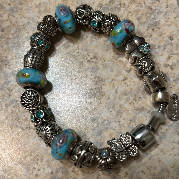 Bracelet - Picture 2 of 3